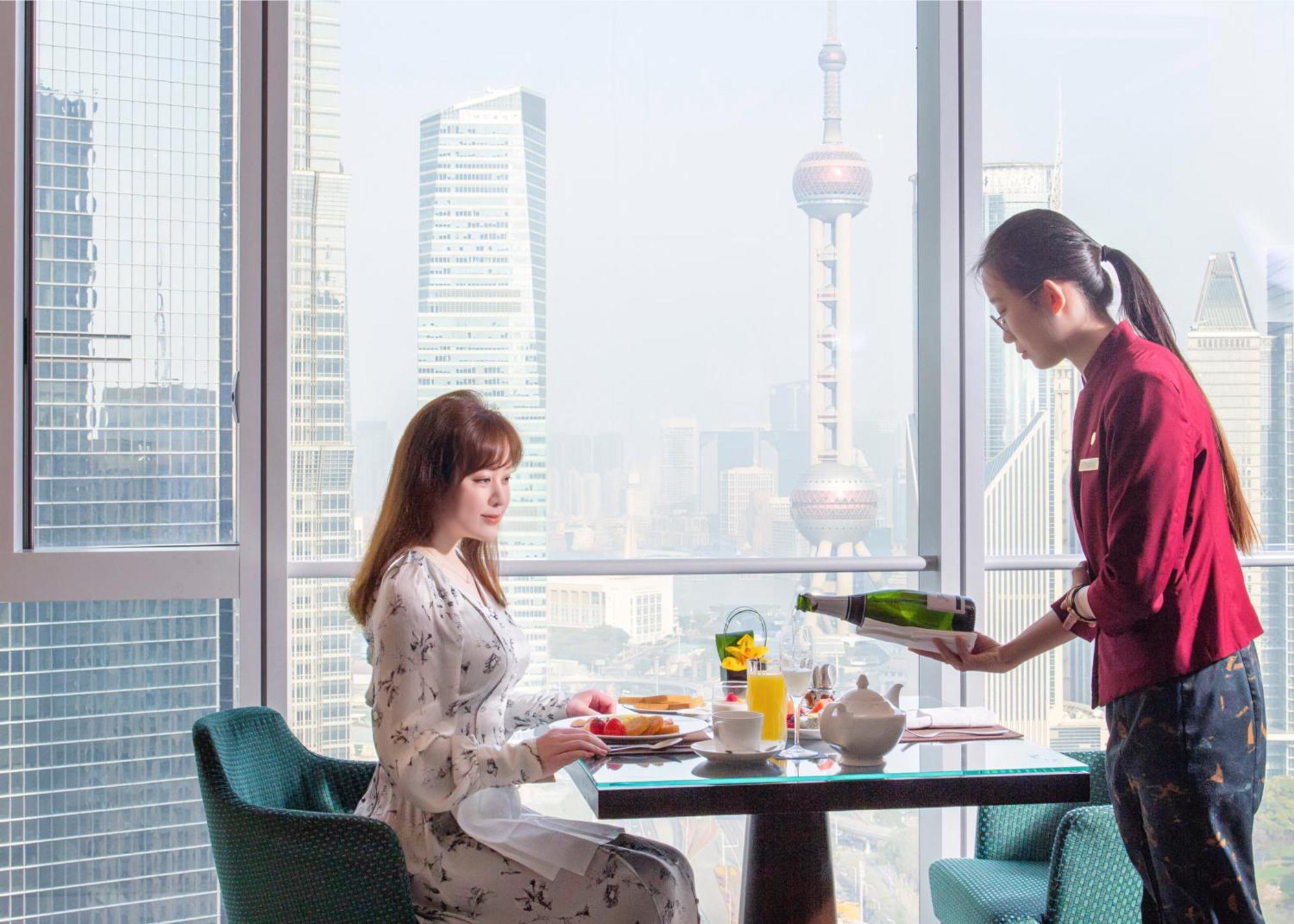 Regent Shanghai Pudong - Complimentary First Round Minibar Per Stay - Including A Bottle Of Wine Exterior photo