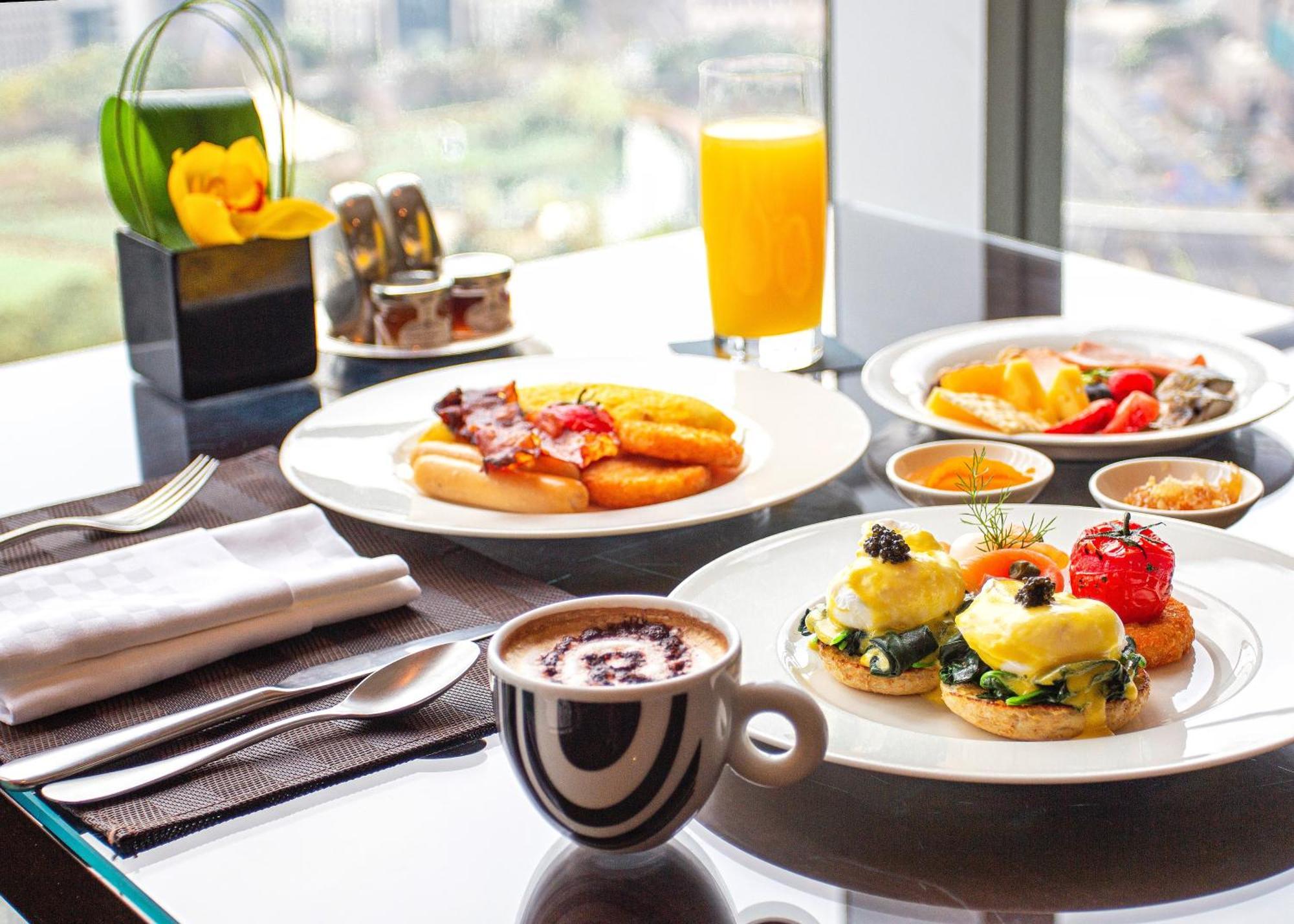 Regent Shanghai Pudong - Complimentary First Round Minibar Per Stay - Including A Bottle Of Wine Exterior photo