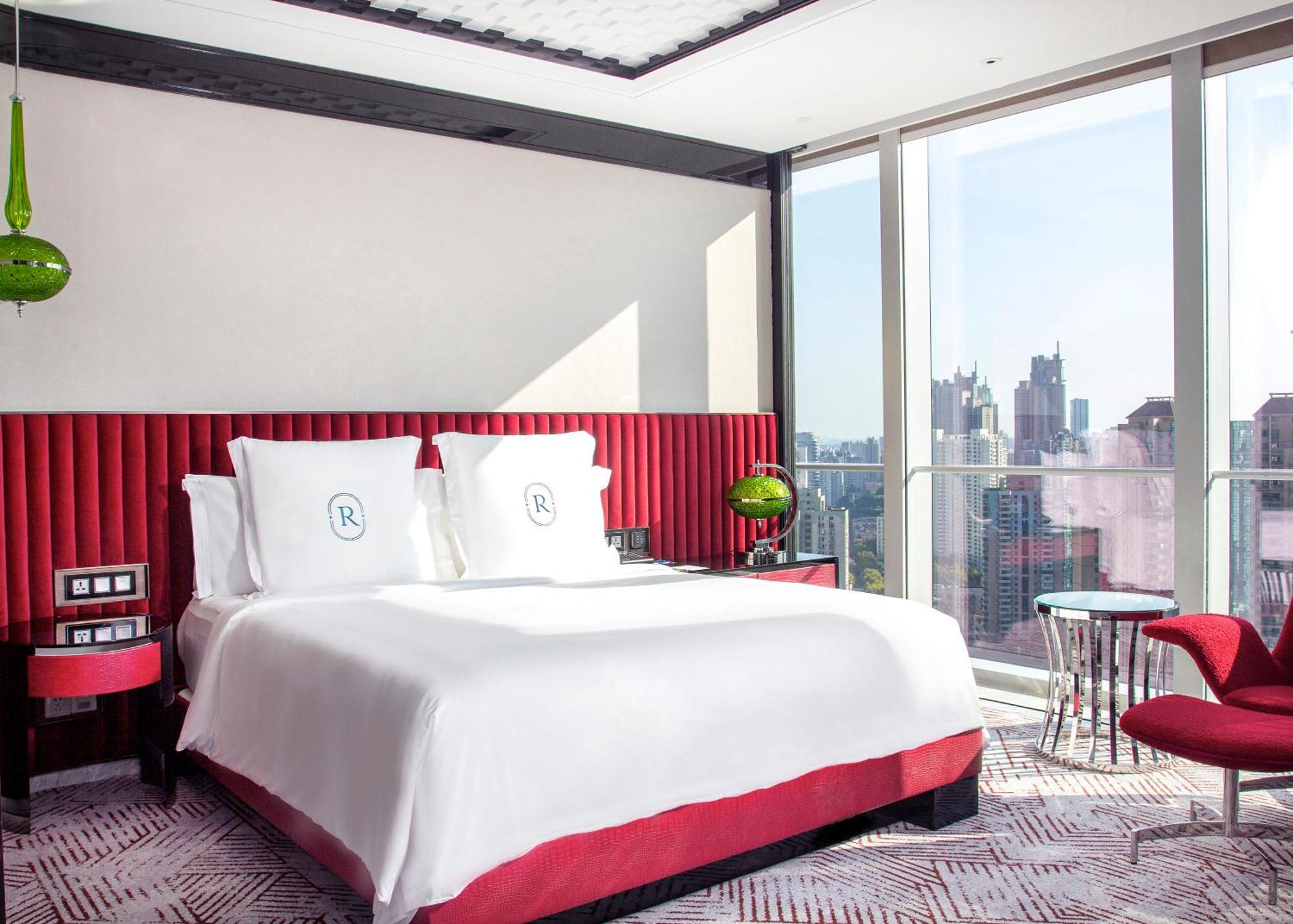 Regent Shanghai Pudong - Complimentary First Round Minibar Per Stay - Including A Bottle Of Wine Exterior photo