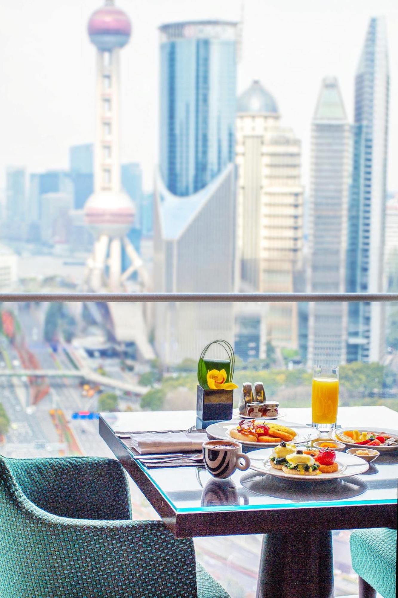 Regent Shanghai Pudong - Complimentary First Round Minibar Per Stay - Including A Bottle Of Wine Exterior photo