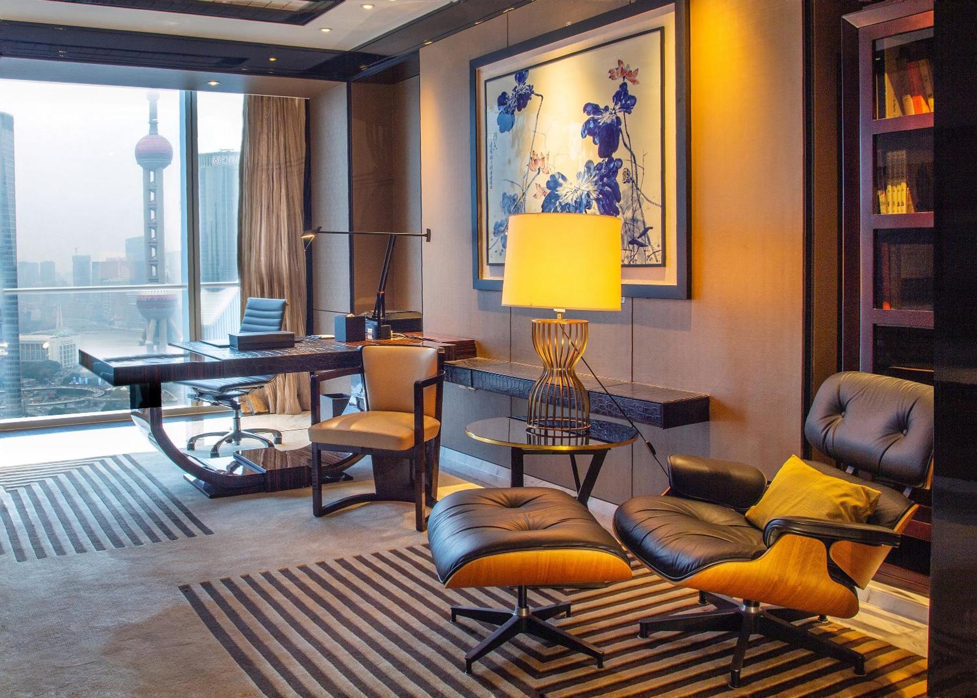 Regent Shanghai Pudong - Complimentary First Round Minibar Per Stay - Including A Bottle Of Wine Exterior photo