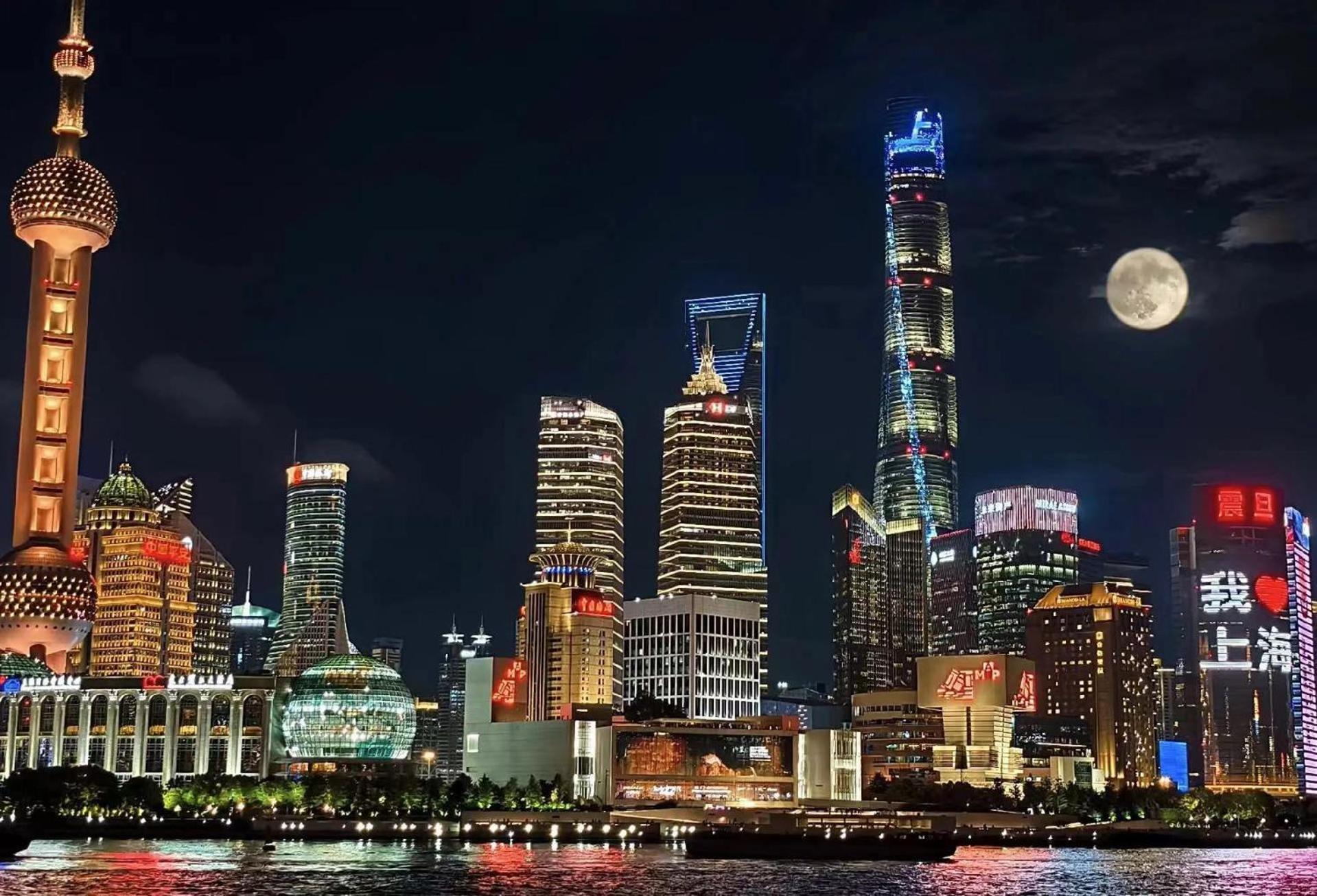 Regent Shanghai Pudong - Complimentary First Round Minibar Per Stay - Including A Bottle Of Wine Exterior photo