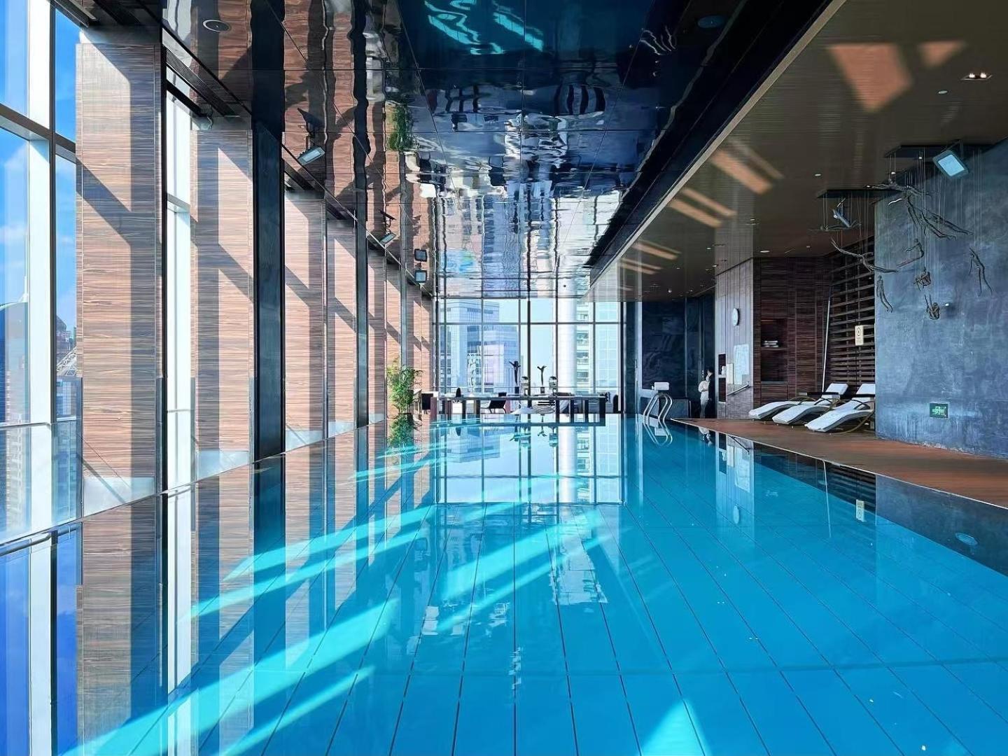 Regent Shanghai Pudong - Complimentary First Round Minibar Per Stay - Including A Bottle Of Wine Exterior photo